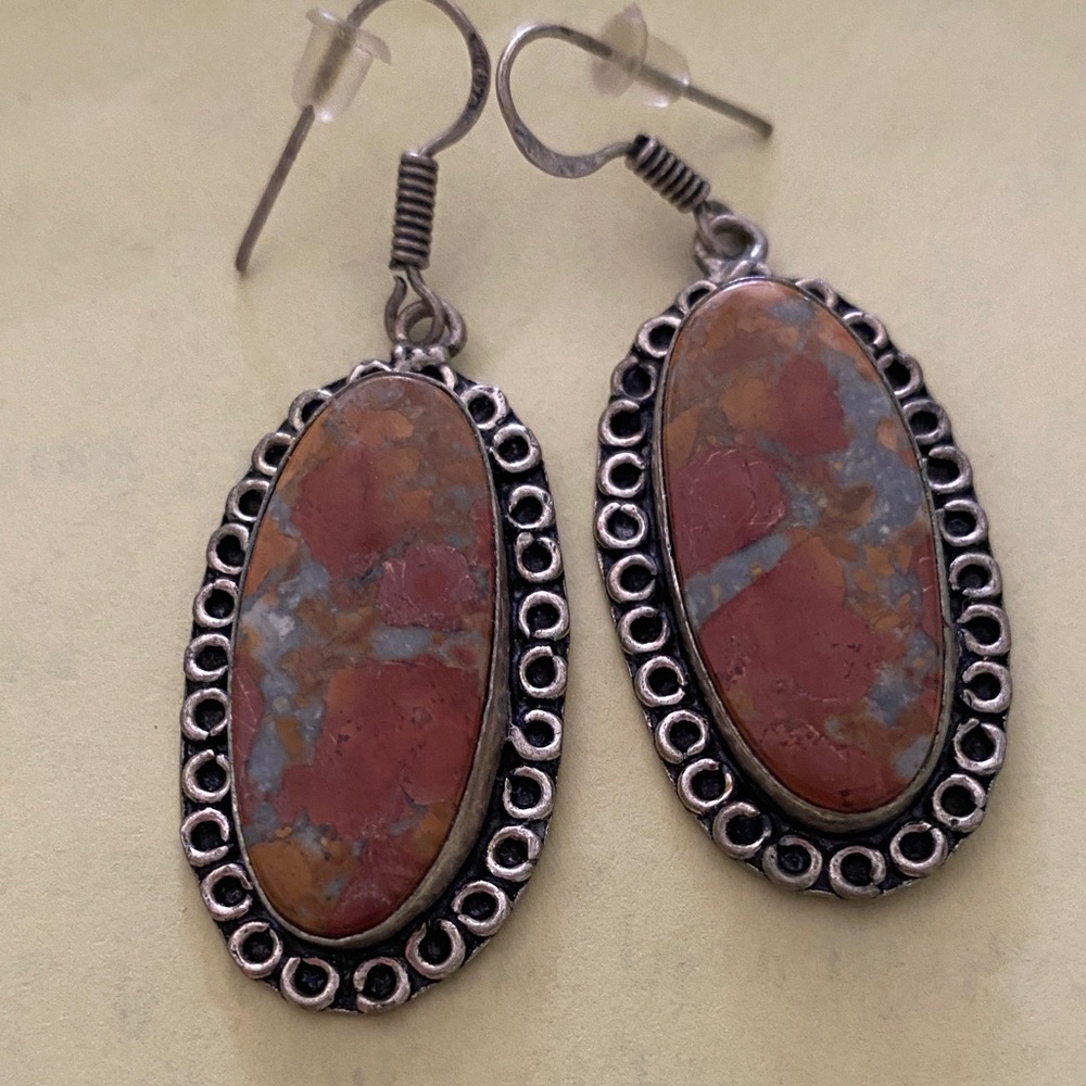 Elegant Silver and Red Oval Earrings